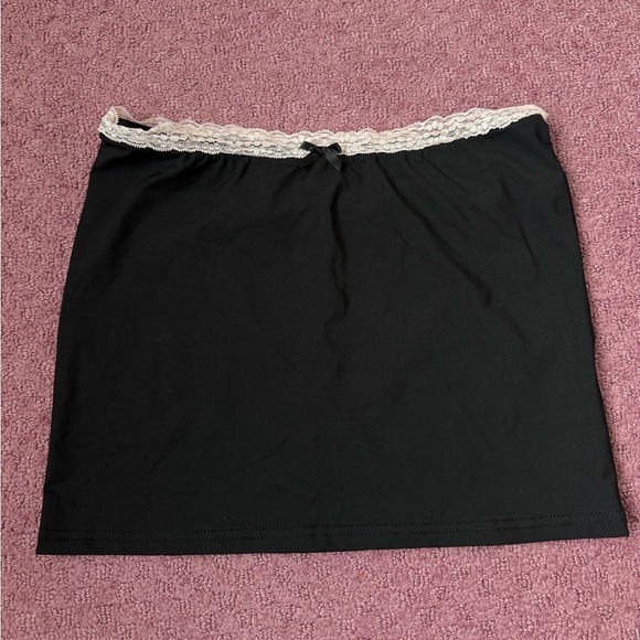 Edikted Mini Skirt - Picture 2 of 3